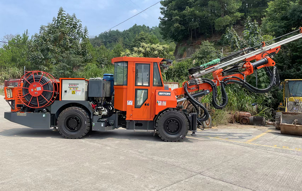 礦用液壓掘進(jìn)鉆車(chē)